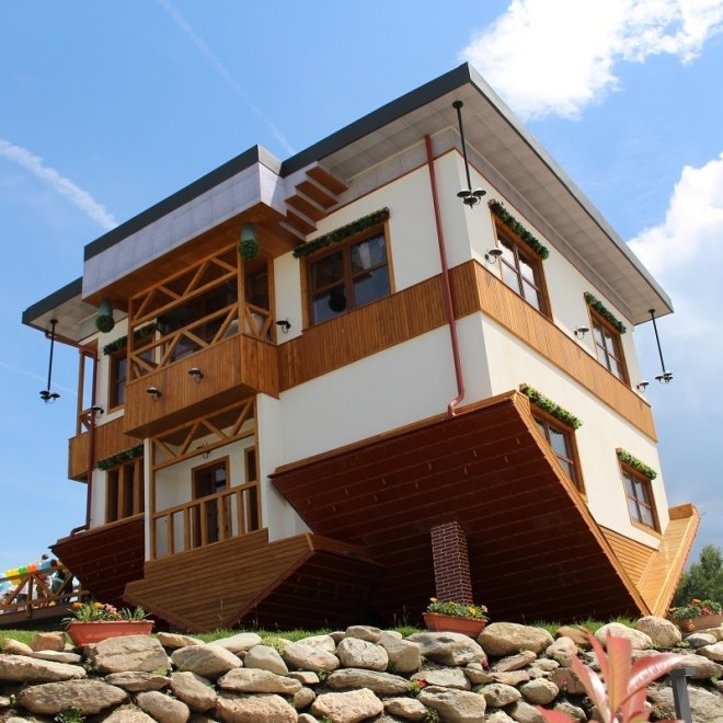 OFERTA 1+1 Gratis: Excursie de o zi - 31 august, Brambura Park, Ferma de cerbi si Pastravaria Albota